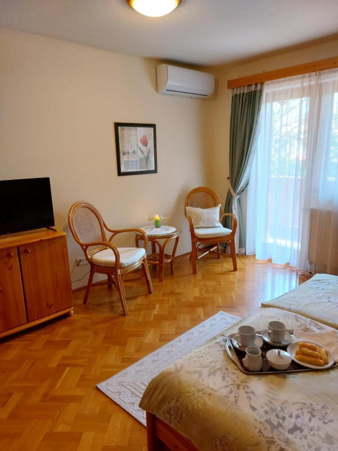 Toelgyes Apartment Hajdúszoboszló Exterior foto